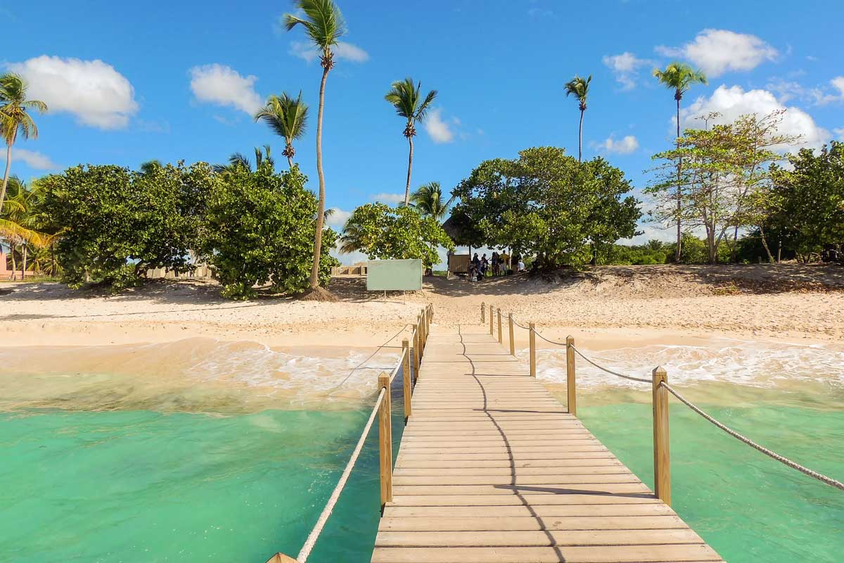 lp_support_shutterstock_247226275.jpg <p>Quelle colonie de vacances est idéale pour les adolescents ? Martinique</p>